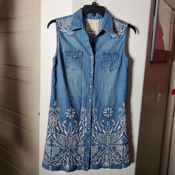 Johnny Was Denim Embroidered Mini Snap Front Sleeveless Dress - Picture 11 of 15